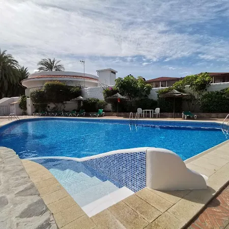 Townhouse Del Sol *
