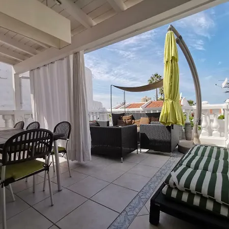 Townhouse Del Sol Apartment